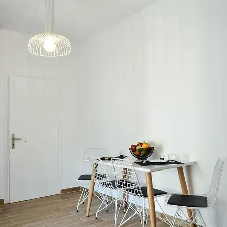 ιζαμπω I Apartment