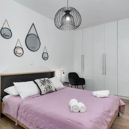 Lejlighed ιζαμπω I